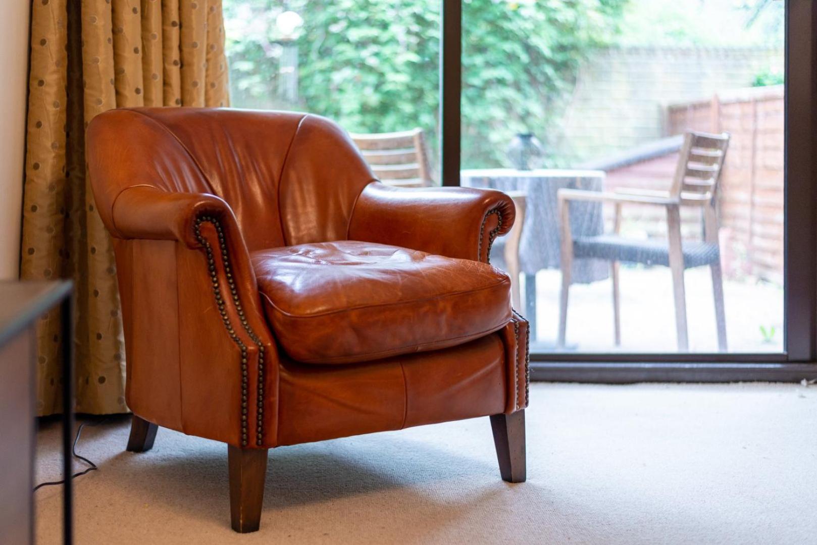 Guestready - Lovely Ground Floor Duplex With Patio In Southbank Apartment London Exterior photo