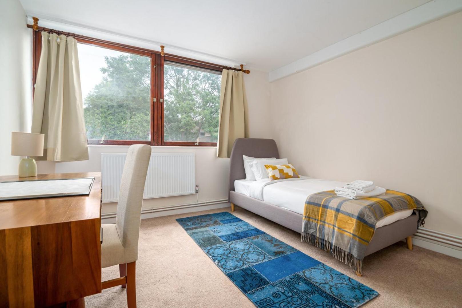 Guestready - Lovely Ground Floor Duplex With Patio In Southbank Apartment London Exterior photo