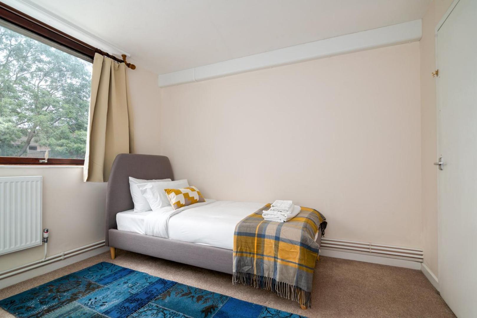 Guestready - Lovely Ground Floor Duplex With Patio In Southbank Apartment London Exterior photo